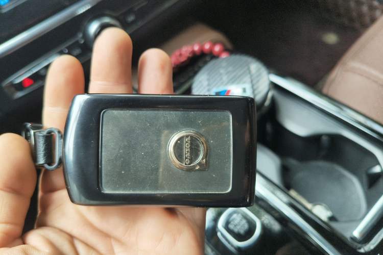 Used Volvo S90 New Energy 2022 T8 eDrive Hybrid Luxury Edition Vehicle Key