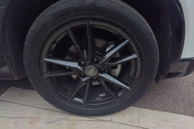 Used Audi Q2L 2021 35 TFSI Fashion Dynamic Model