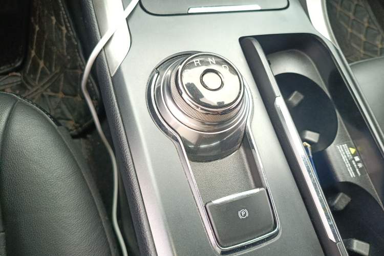 Used Ford Mondeo 2017 Facelifted EcoBoost 180 Fashion Edition Gear Lever