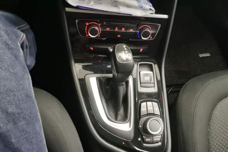 Used BMW 2 Series Active Tourer 2016 218i Fashion Model Gear Lever