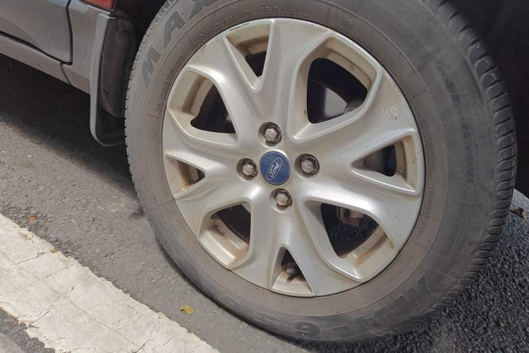 Used Ford EcoSport 2013 1.5L Automatic Fashion Model
