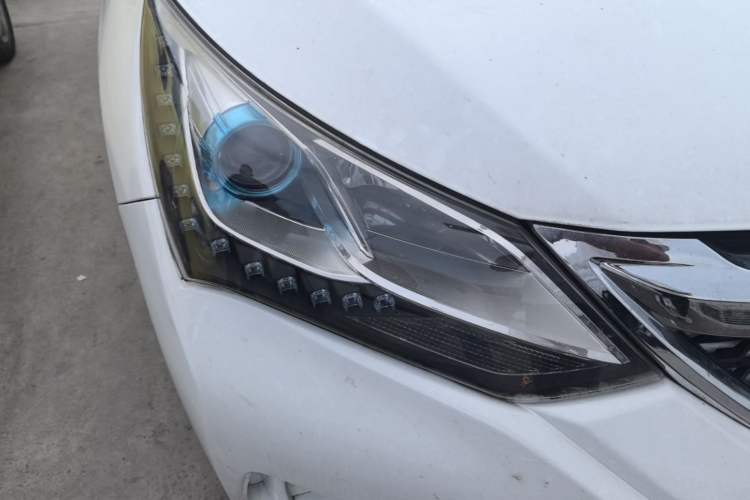 Used BYD Song 2017 Gaishi Upgrade Edition 1.5TI Manual Leading Model
