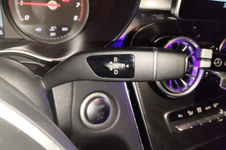 Used Mercedes-Benz C-Class 2018 C 180 L Fashion Edition Sport Version
