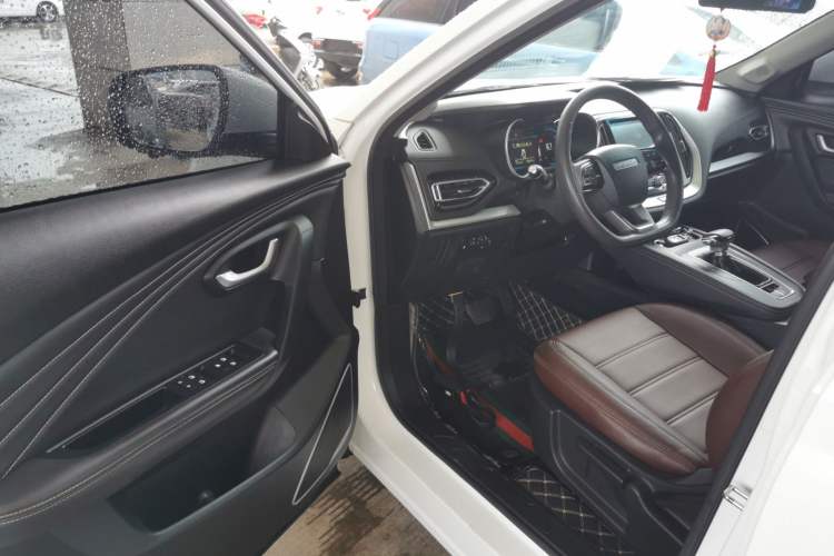 Used JETOUR X70M 2021 1.5T DCT Luxury Partner Model 7 Seats