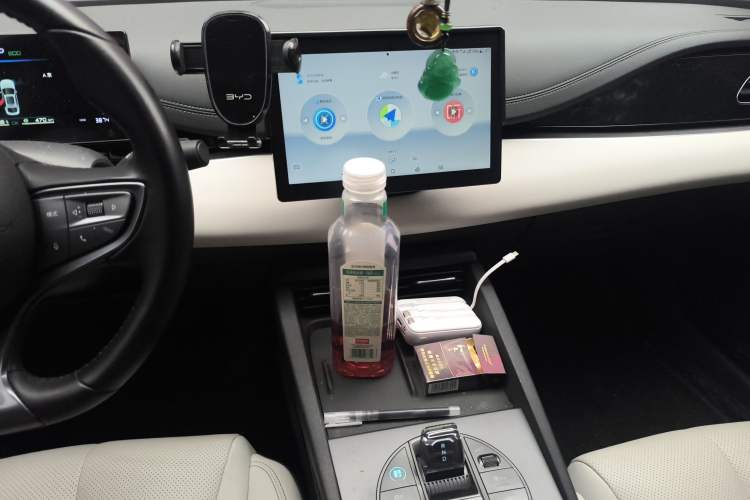 Used BYD Seal 06 New Energy 2024 DM-i 80KM Luxury Model Audio And AC Panel