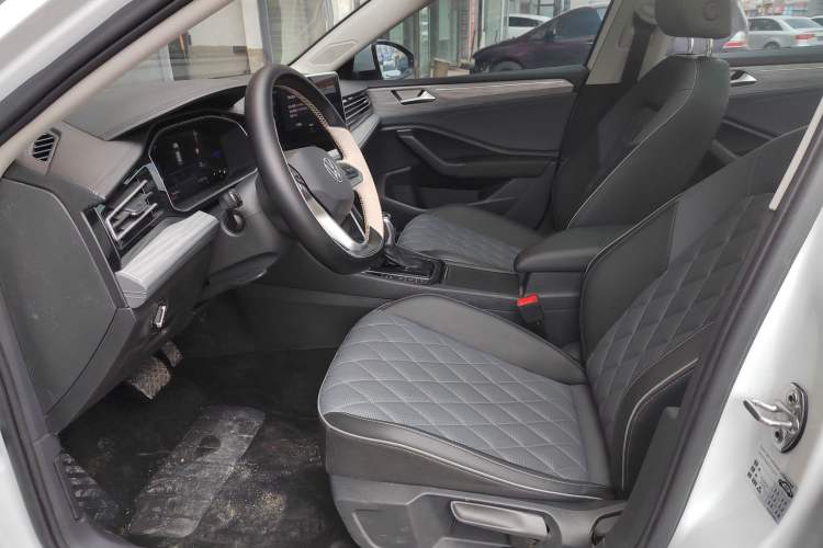 Used Volkswagen Sagitar 2023 300TSI DSG Excellence Edition
