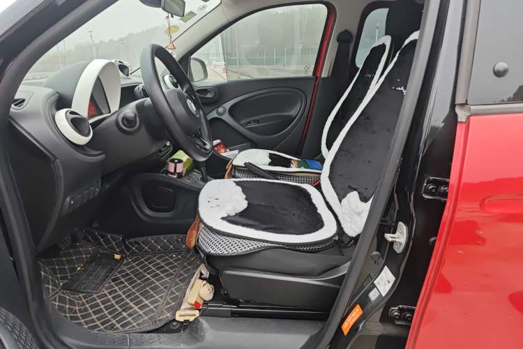 Used smart forfour 2016 1.0L 52 kW Dynamic Edition