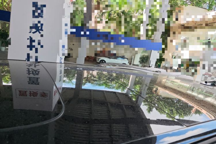 Used Volvo EM90 2025 Ultra Six-Seater