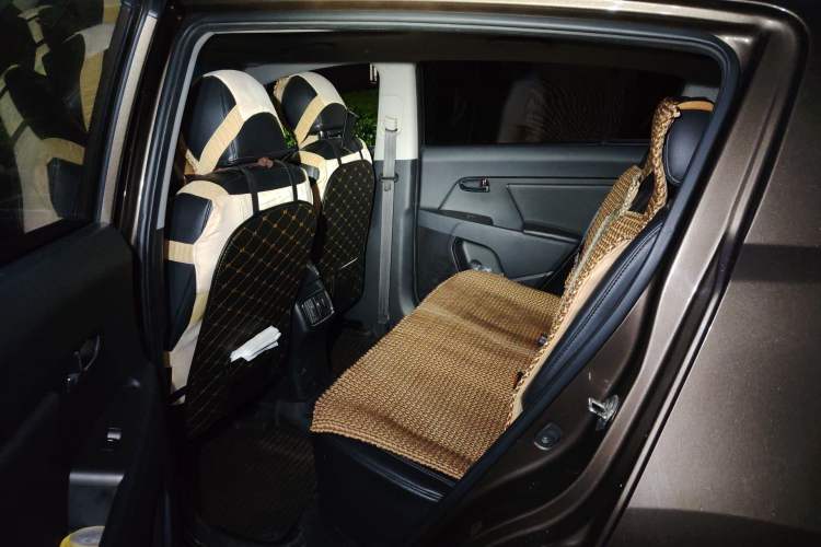 Used Kia Sportage R 2016 2.0L Automatic Two-Wheel Drive DLX Left Rear Seat