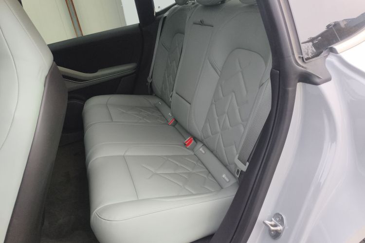 Used Nio ET5 2022 75 kWh Left Rear Seat