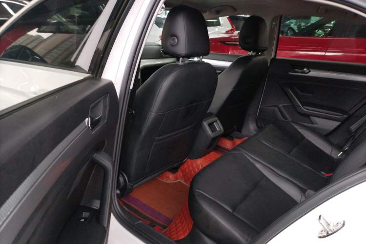 Used Volkswagen Lamando 2021 230TSI DSG Fashion Edition
