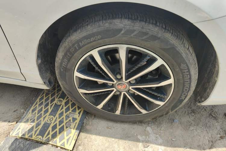 Used Roewe i5 2020 1.5L Automatic 4G Connect Luxury Flagship Edition