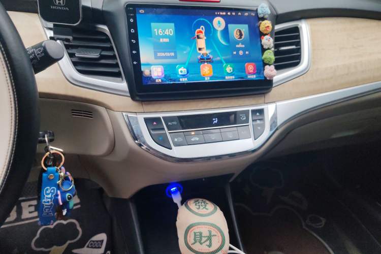 Used Honda Jade 2013 1.8L automatic Comfort version 5 seats