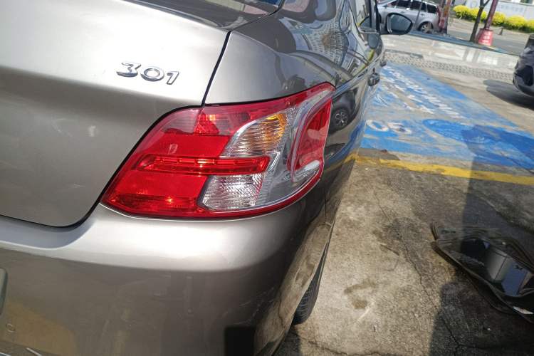 Used Peugeot 301 2014 1.6L Automatic Luxury Edition