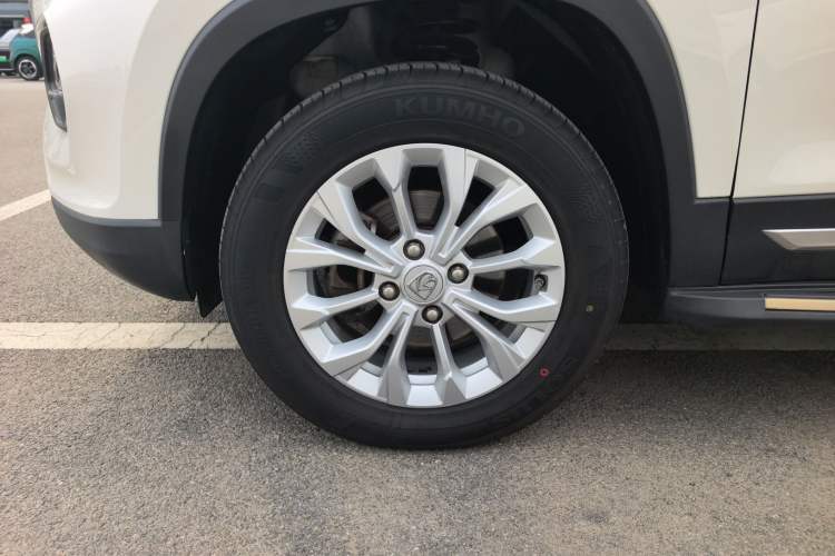 Used Baojun 510 2019 1.5L CVT Enjoyment Model China VI Emission Standard Exterior 4