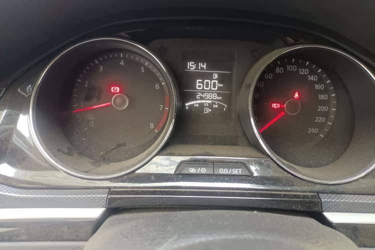 Used Volkswagen C-TREK 2017 1.6L Manual Comfort Model
