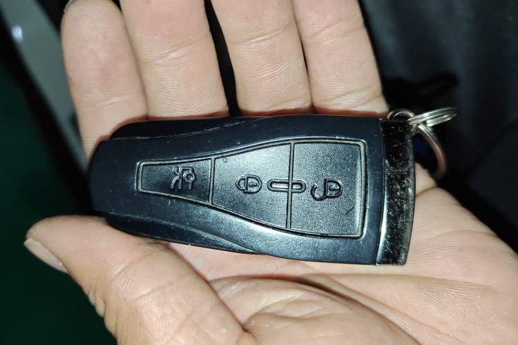 Used Roewe 550 2010 550S 1.8L Automatic Start-Zhen New Year Edition Vehicle Key