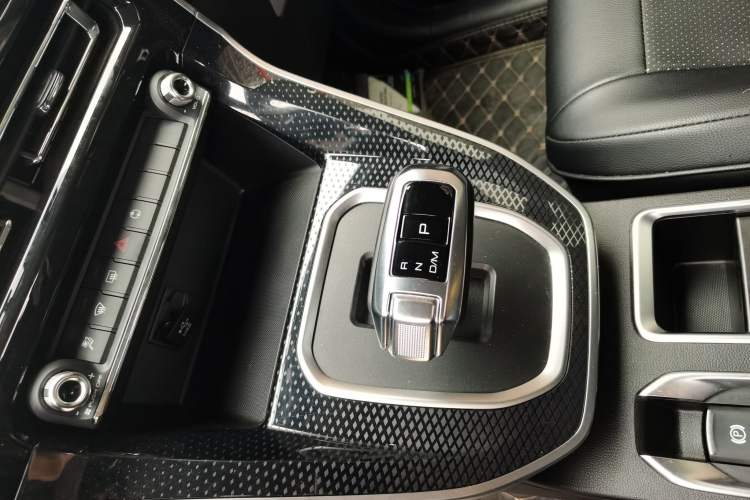 Used Haval M6 2021 PLUS 1.5T DCT Elite Smart Connectivity Model
