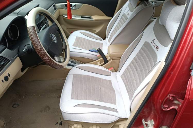 Used Buick Excelle 2013 1.5L Automatic Classic Model
