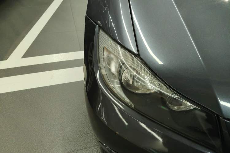 Used BMW 3 Series 2005 320i Fashion Model Right Front Headlight