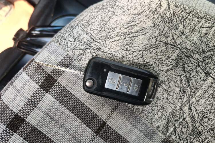 Used Jinbei Hiace X30 2021 1.5L Wealthy Edition Bus China VI Standard SWC15M Vehicle Key