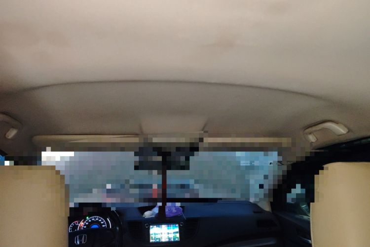 Used Honda CR-V 2012 2.0L two-wheel drive urban version Headliner