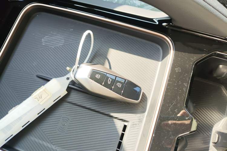 Used iCAR 03 2024 501km Two-Wheel Drive Long-Range Version