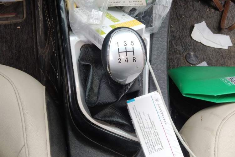 Used Changan Alsvin V7 2016 1.6L Manual Enjoyment Model China V Standard
