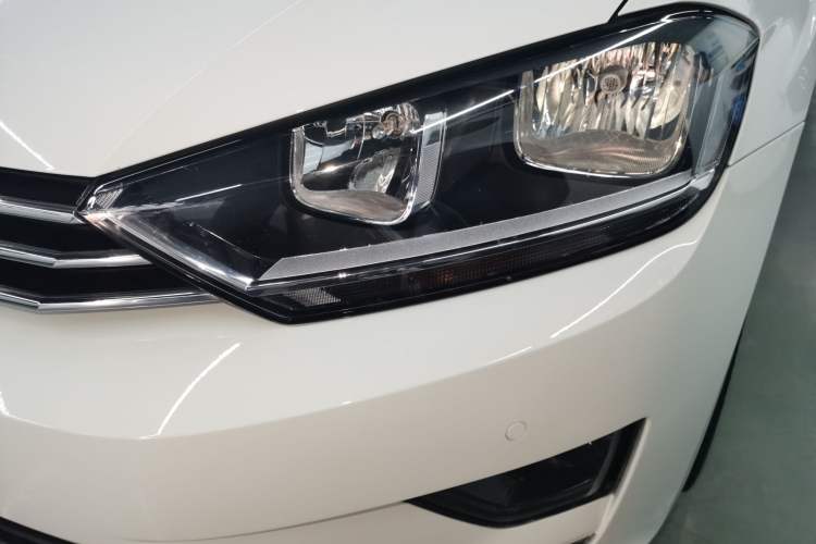 Used Volkswagen Golf Sportsvan 2018 230TSI Automatic Trend Edition Left Front Headlight