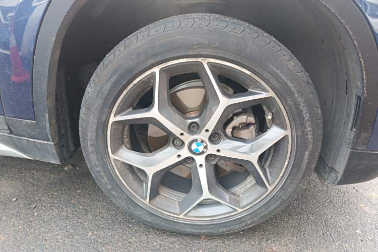 Used BMW X1 2016 sDrive18Li Luxury Model
