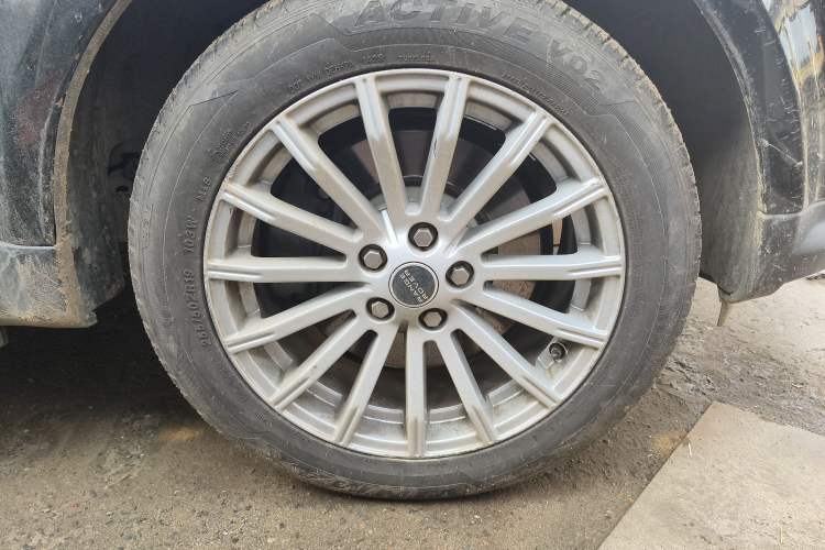 Used Land Rover Range Sport 2013 3.0 TDV6 Diesel Edition Exterior 7