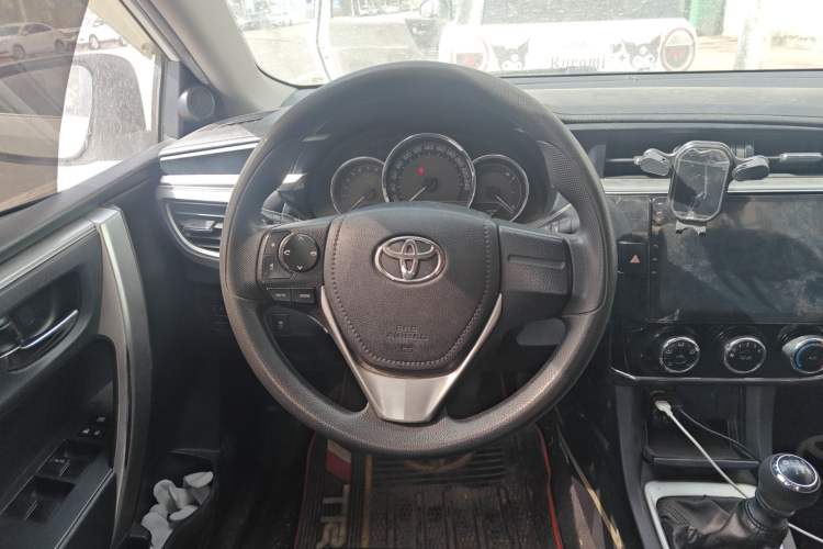 Used Toyota Corolla 2017 1.2T Manual GL
