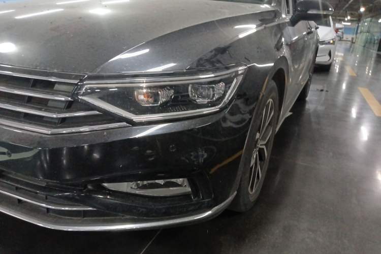 Used Volkswagen Magotan 2020 330TSI DSG Leading Model
