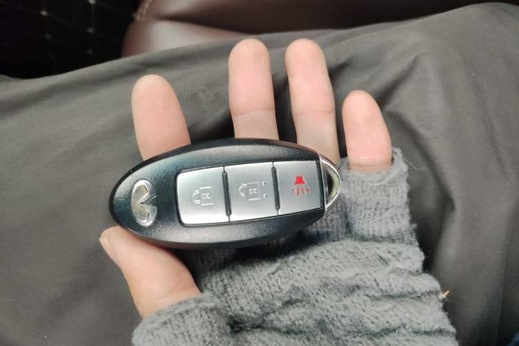 Used Infiniti QX50 2015 2.5L Enjoyment Edition