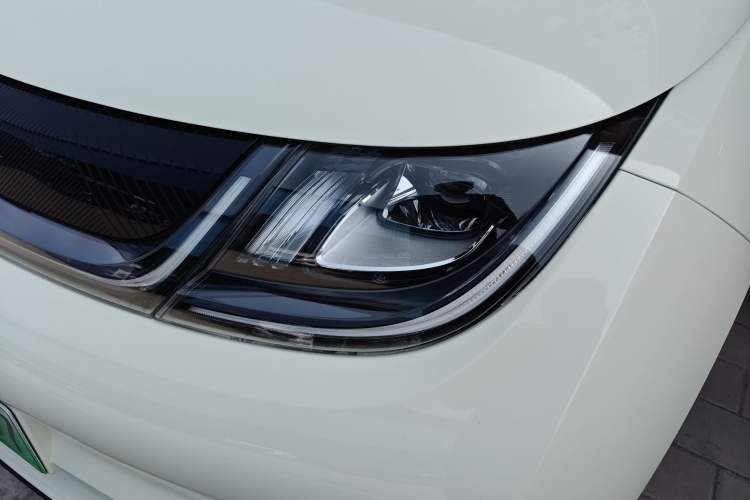 Used BYD Dolphin 2023 420 km Fashion Edition
