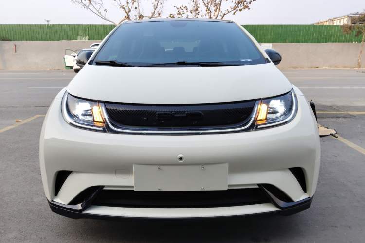 Used BYD Dolphin 2021 405 km Fashion Edition
