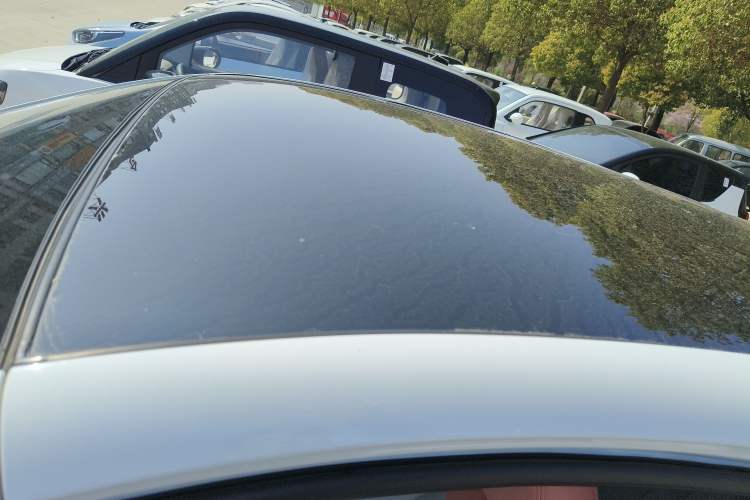 Used Chery QQ Little Ant 2022 Sweet Pink Edition Half-Sugar Version Lithium Iron Phosphate 29.2 kWh 30 kW 301 km
