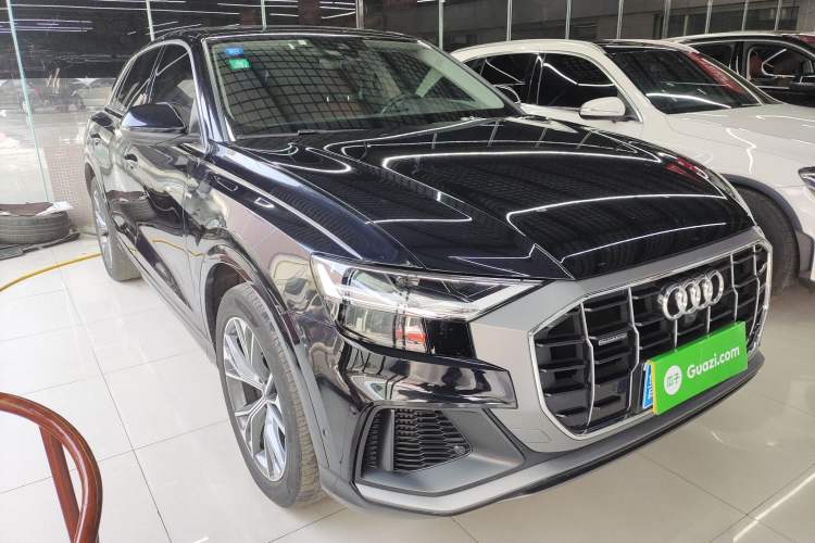Used Audi Q8 2019 55 TFSI Luxury Dynamic Model
