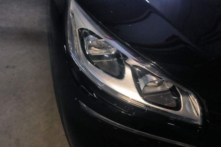 Used Lincoln Aviator 2023 3.0T V6 All-Wheel-Drive Executive Cruise Version Six Seats
