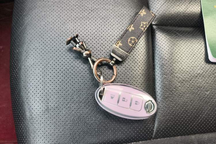 Used Nissan X-Trail 2020 2.0L XL ITS CVT 2WD SmartConnect Comfort Edition Vehicle Key