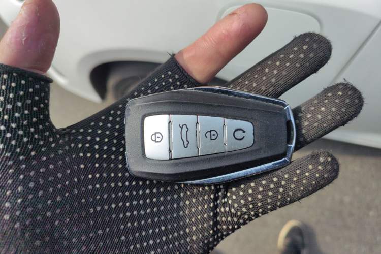 Used Geely Auto Emgrand L HiP 2022 1.5TD-DHT Pro 100KM Super Clean Vehicle Key