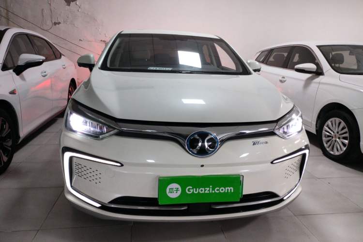 Used BAIC Beijing EU5 2018 R500 Smart Wind Edition