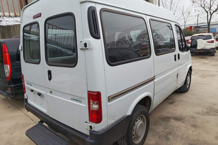 Used JMC Transit 2019 2.8T Commercial Version Short Wheelbase Mid-Roof 6-Seater China VI JX493
