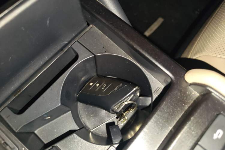 Used Lexus ES 2018 300h Premier Edition China VI Standard
