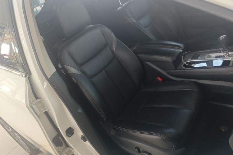 Used Nissan Murano 2021 2.5L XL Two-Wheel Drive Smart Connect Luxury Edition Right Front Seat