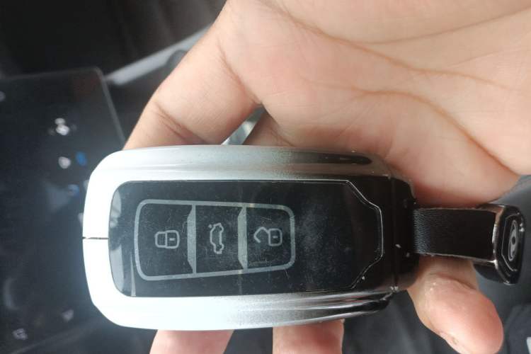 Used Dongfeng Aeolus Yixuan 2023 Mach Edition 1.5L Automatic Chasing Shadow Version
