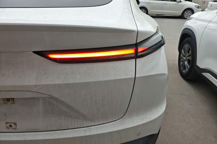 Used ONVO L60 2024 60 kWh Rear-Drive Version