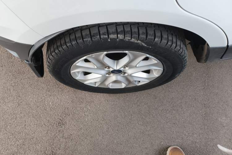 Used Ford EcoSport 2013 1.5L Automatic Fashion Model