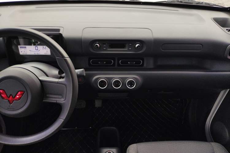 Used Wuling Zhiguang New Energy 2025 Comfort Model