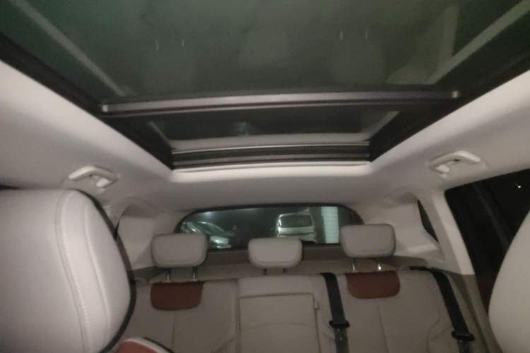 Used Baojun RS-5 2019 1.5T CVT Intelligent Driving Flagship Version China VI Emission Standard
